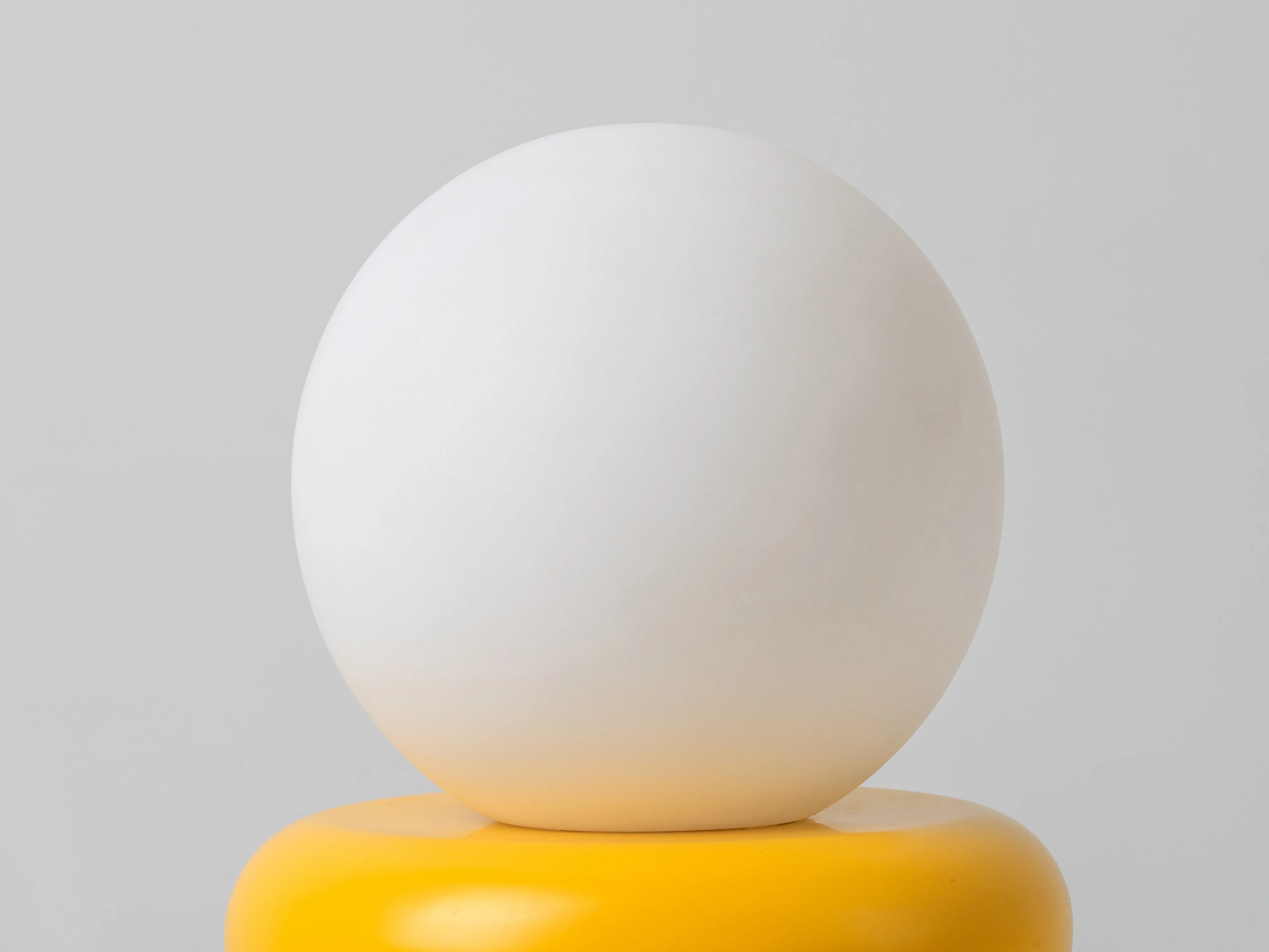 Yolk yellow tube cordless table lamp